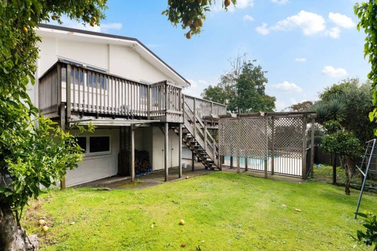 Photo of property in 4 Anzac Road, Pukekohe, 2120