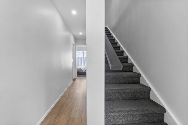 Photo of property in 12 Village Quarter Lane, Frankton, Hamilton, 3204