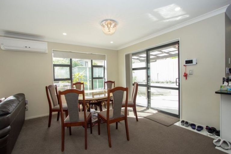 Photo of property in 43b Redoubt Road, Goodwood Heights, Auckland, 2105