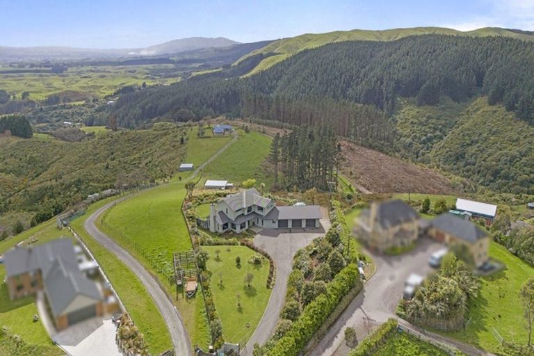 Photo of property in 20 Pineland Drive, Turitea, Palmerston North, 4472