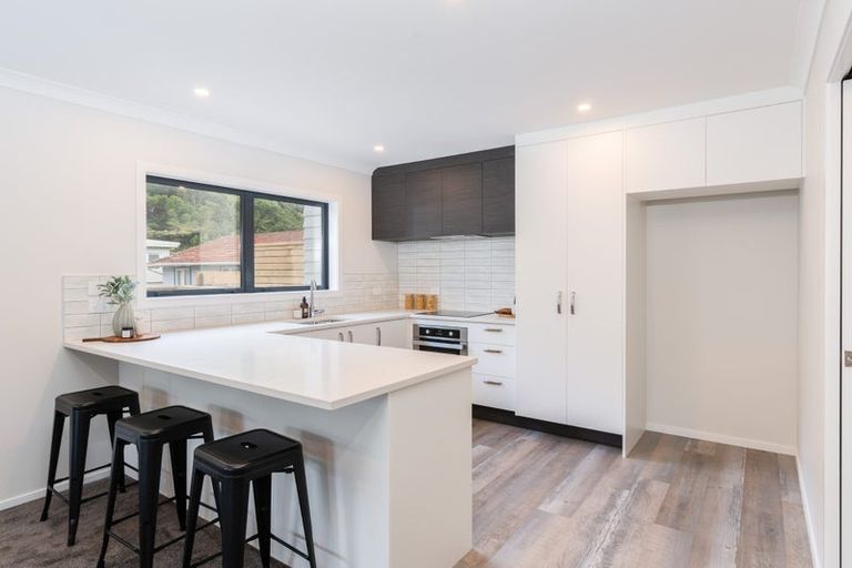 Photo of property in 20a Korau Grove, Stokes Valley, Lower Hutt, 5019