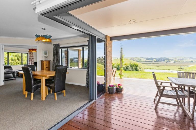Photo of property in 22 Penrith Road, Poraiti, Napier, 4182