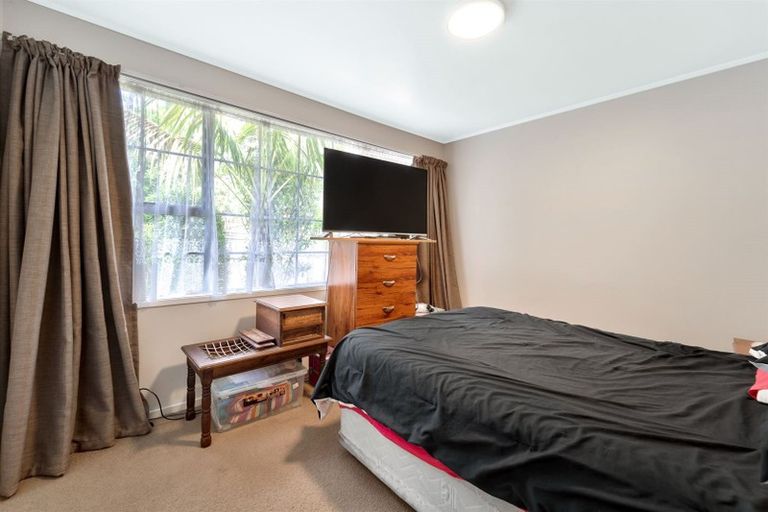 Photo of property in 50 Oaktree Avenue, Browns Bay, Auckland, 0630