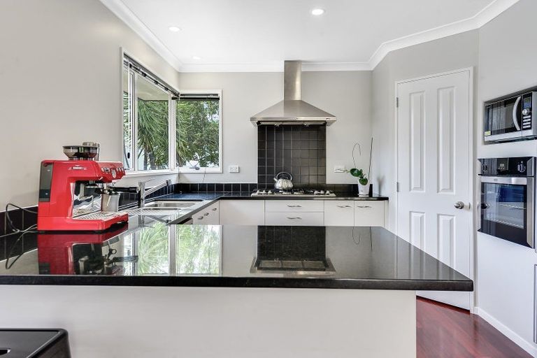 Photo of property in 19 Millennium Heights, Flagstaff, Hamilton, 3210