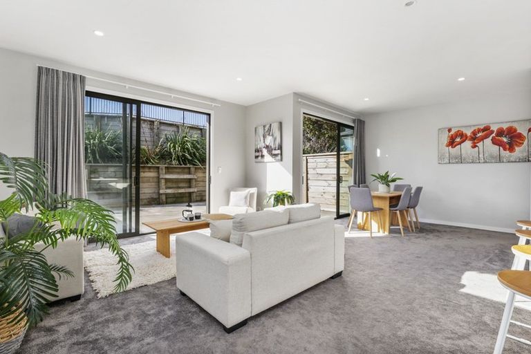 Photo of property in 27a Shrule Place, Huntington, Hamilton, 3210