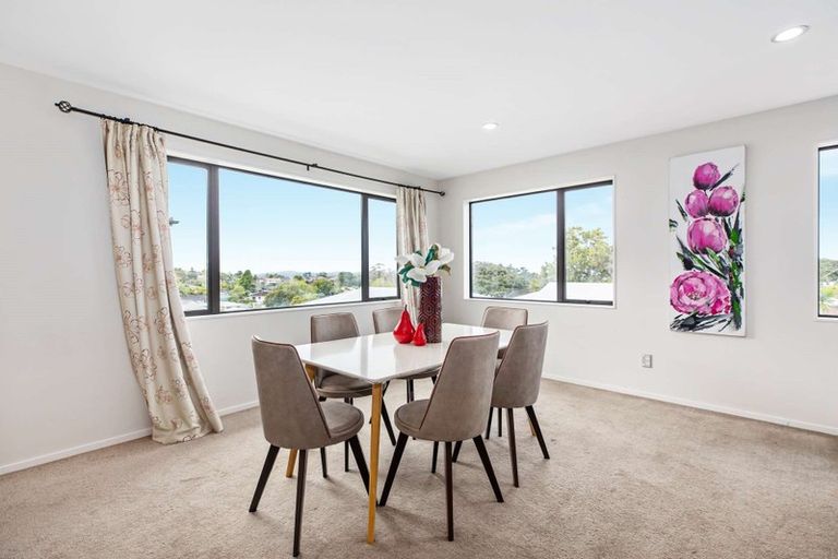 Photo of property in 203a Don Buck Road, Massey, Auckland, 0614