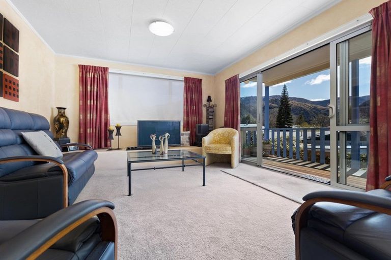 Photo of property in 7b Bracken Street, Arrowtown, 9302