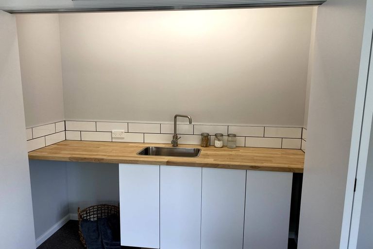 Photo of property in 16 Mitre Street, Gore, 9710