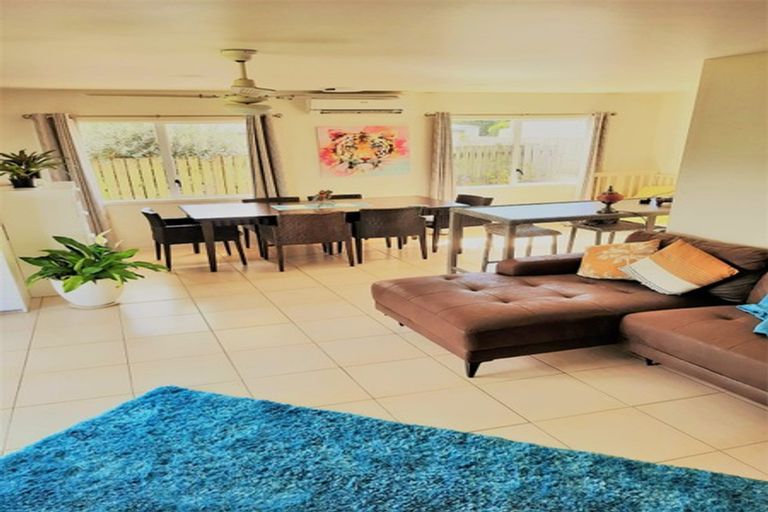 Photo of property in 36 Whitby Avenue, Whitianga, 3510