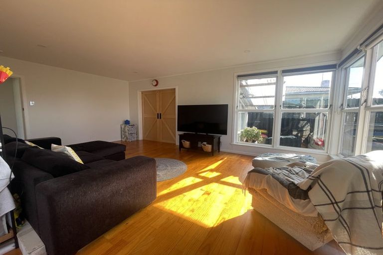 Photo of property in 8 Pandora Place, Pakuranga, Auckland, 2010