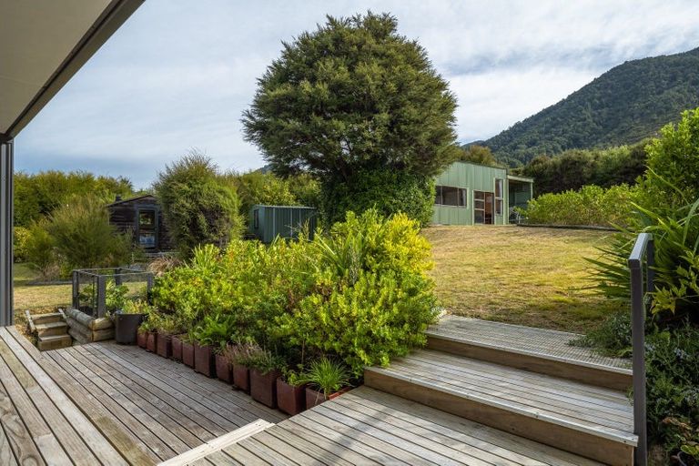 Photo of property in 15 Tai Close, Kaiuma Bay, Havelock, 7178