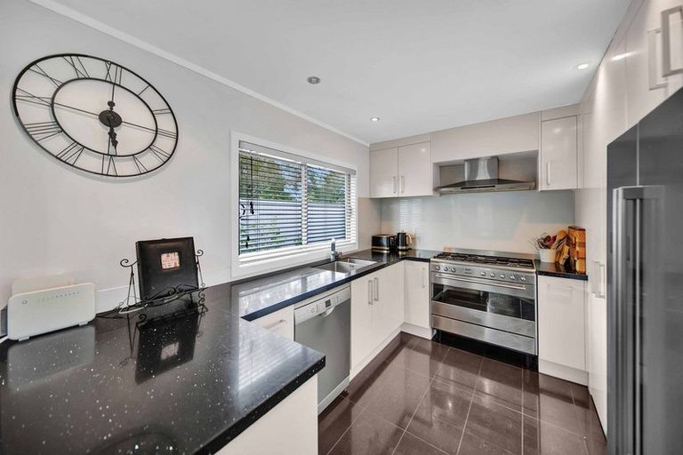 Photo of property in 79 Beach Road, Pahurehure, Papakura, 2113