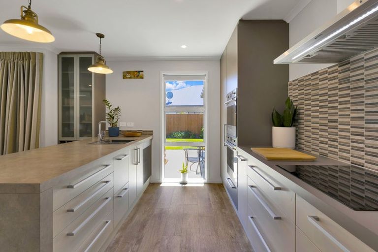 Photo of property in 4 Rosewood Drive, Amberley, 7410