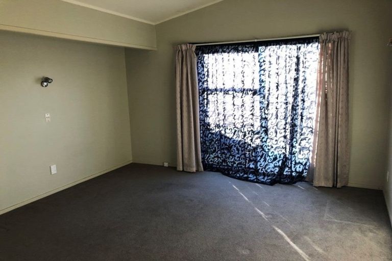 Photo of property in 4 Gloucester Road, Mount Maunganui, 3116