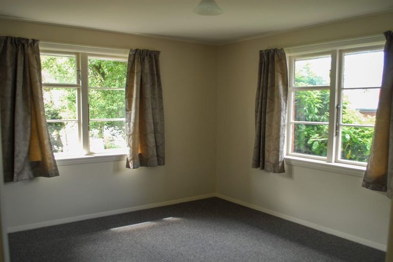 Photo of property in 5 Auburn Avenue, Upper Riccarton, Christchurch, 8041