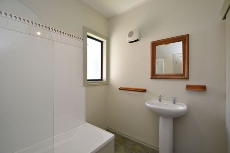 Photo of property in 93 Clitheroe Street, Otautau, 9682