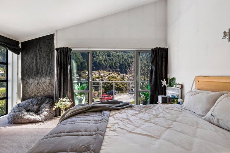 Photo of property in 97 Hallenstein Street, Queenstown, 9300