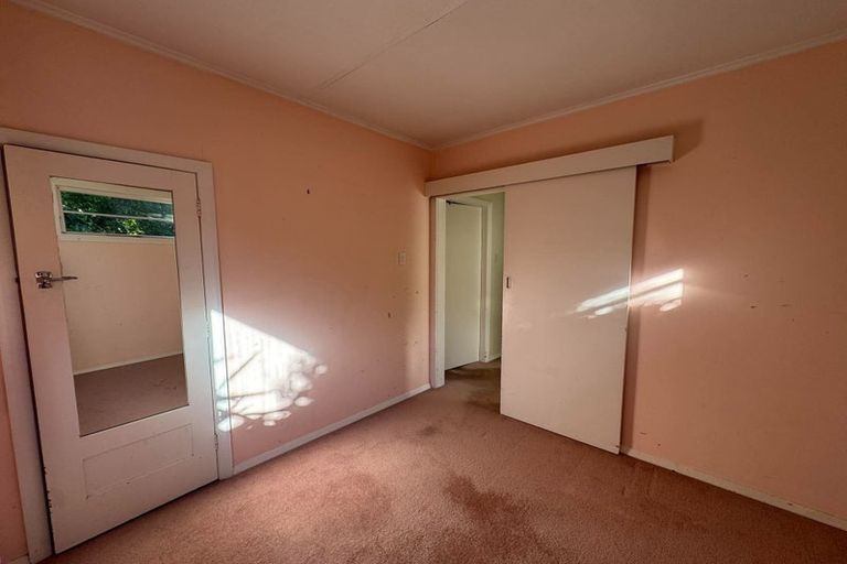Photo of property in 251 Dowse Drive, Maungaraki, Lower Hutt, 5010