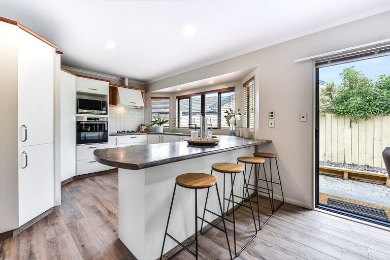 Photo of property in 52 Diomede Glade, Flagstaff, Hamilton, 3210