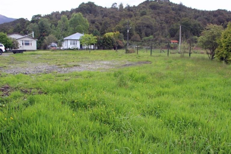 Photo of property in 6 Harper Street, Blackball, 7804