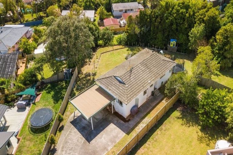 Photo of property in 69 Awaruku Road, Torbay, Auckland, 0630