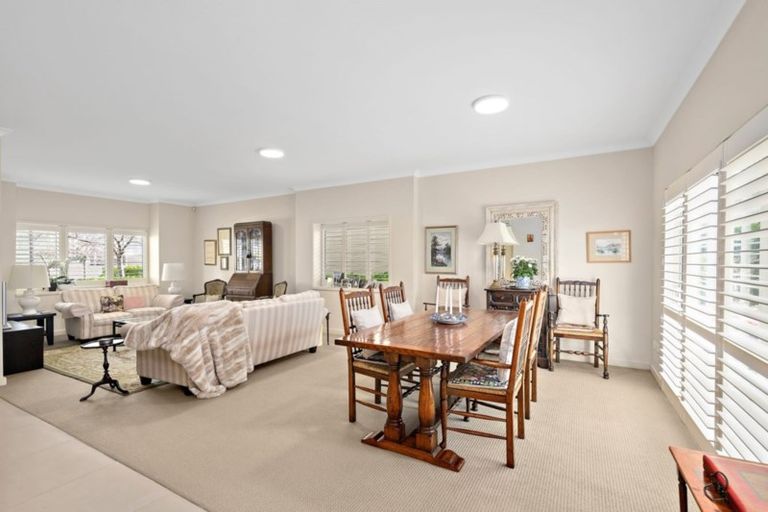 Photo of property in 18 Kensington Drive, Orewa, 0931