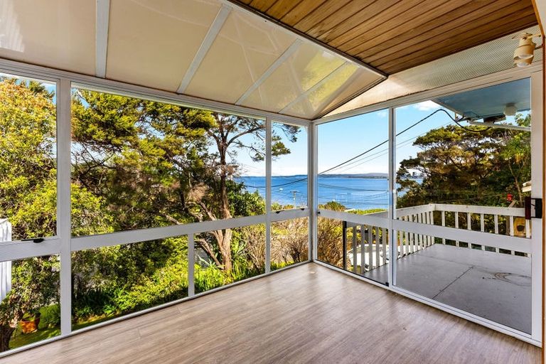Photo of property in 39 Neptune Avenue, Beach Haven, Auckland, 0626