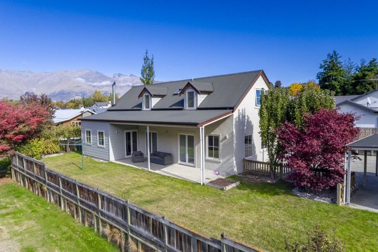 Photo of property in 107 Devon Street, Arrowtown, 9302