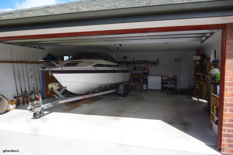 Photo of property in 6 Pukeko Street, Ruakaka, 0116