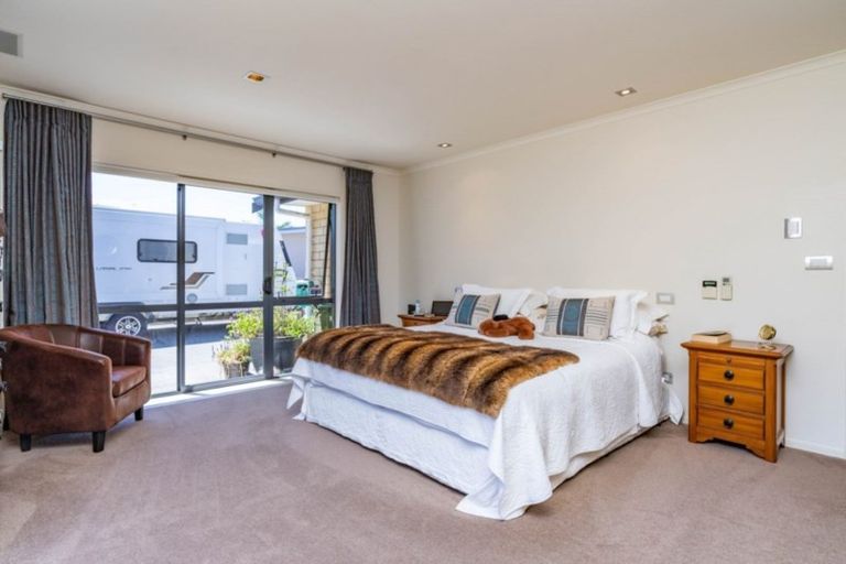 Photo of property in 28 Cheviot Street, Mangawhai Heads, Mangawhai, 0505