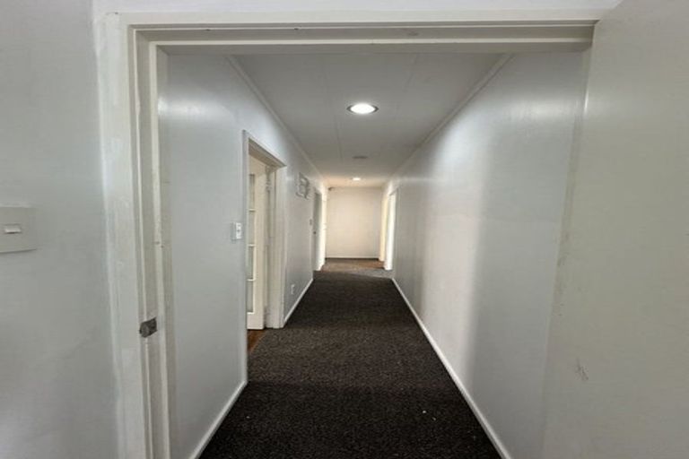 Photo of property in 10b Glynnbrooke Street, Te Atatu South, Auckland, 0610