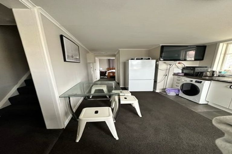 Photo of property in 34 Selwyn Road, Cockle Bay, Auckland, 2014