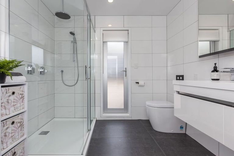 Photo of property in 19a Wharemauku Road, Raumati Beach, Paraparaumu, 5032