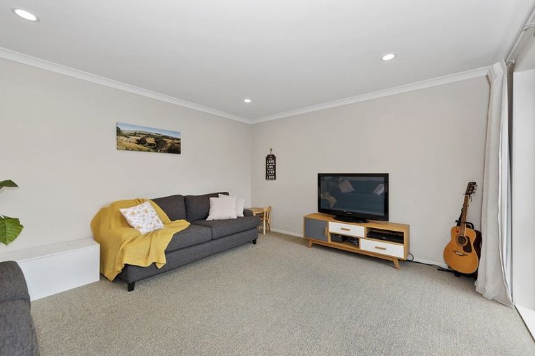 Photo of property in 60 Bramley Drive, Rototuna, Hamilton, 3210