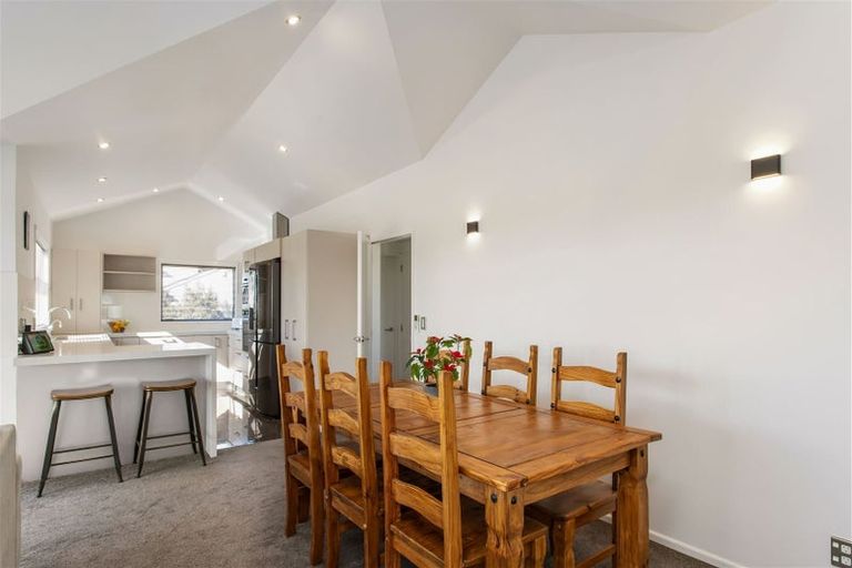 Photo of property in 4 Somerton Rise, Westmorland, Christchurch, 8025