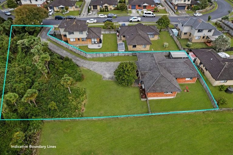 Photo of property in 31 Misty Valley Drive, Henderson, Auckland, 0612