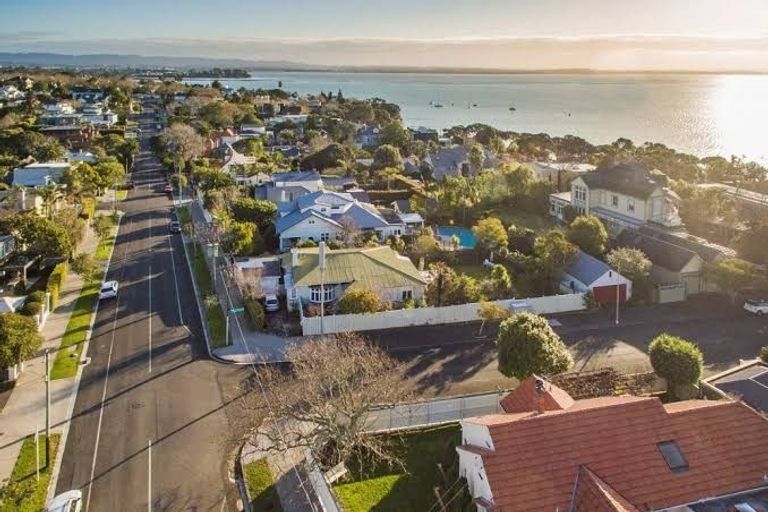 Photo of property in 2 Cremorne Street, Herne Bay, Auckland, 1011