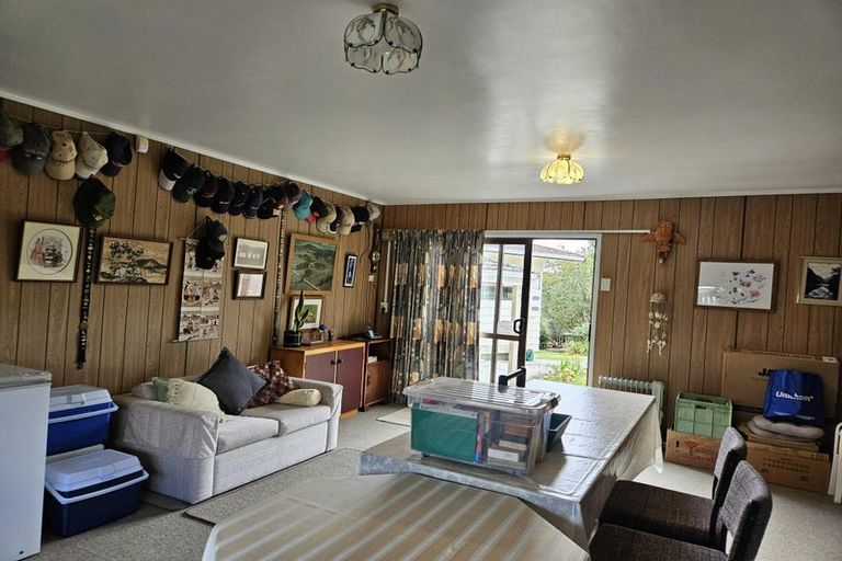 Photo of property in 310 Whananaki Road North, Opuawhanga, Hikurangi, 0181