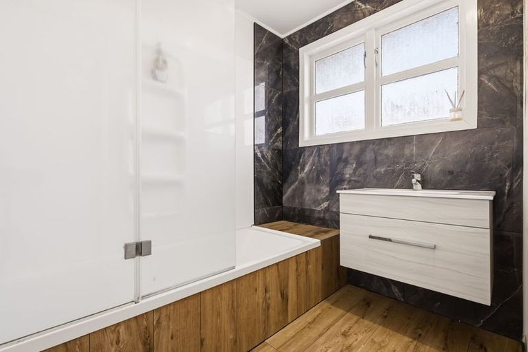 Photo of property in 21 Poihaere Street, Turangi, 3334