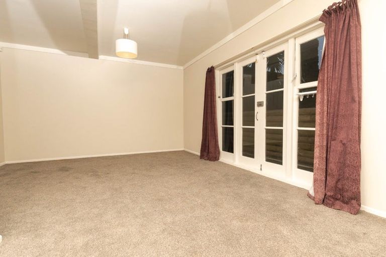 Photo of property in 57b Redoubt Road, Goodwood Heights, Auckland, 2105