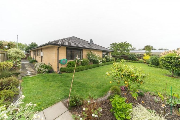 Photo of property in 66 Roberts Line, Kelvin Grove, Palmerston North, 4414