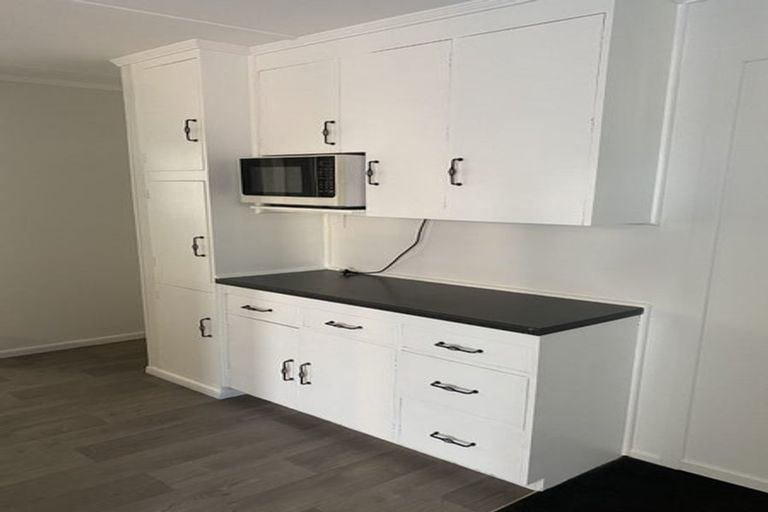 Photo of property in 24 Yvonne Street, Melville, Hamilton, 3206