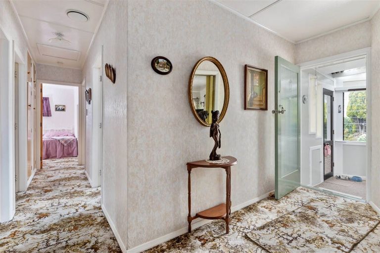 Photo of property in 89 Kent Street, Carterton, 5713