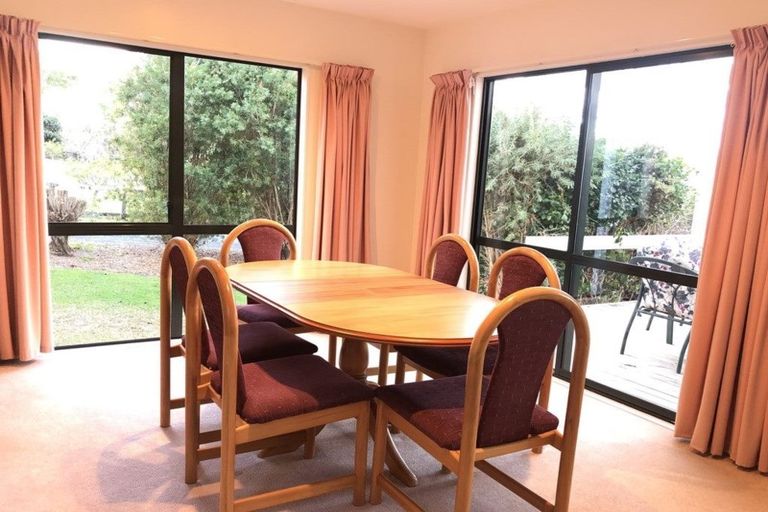 Photo of property in 96 Kemp Road, Kerikeri, 0230