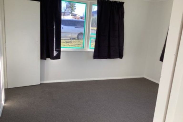 Photo of property in 15 Rangiora Crescent, Wairakei, Taupo, 3332