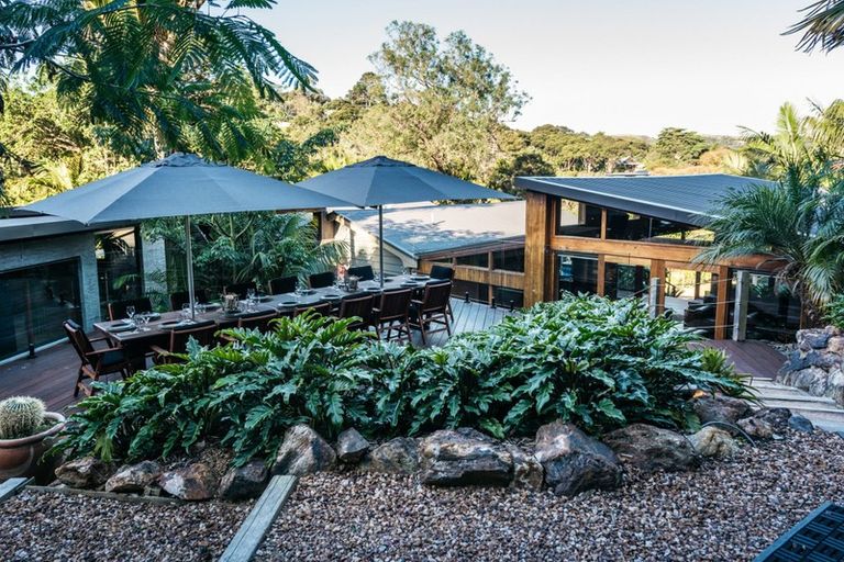 Photo of property in 27-29 Te Toki Road, Ostend, Waiheke Island, 1081