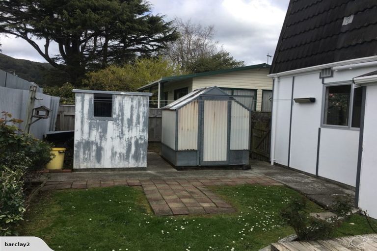 Photo of property in 5b Bracken Street, Wallaceville, Upper Hutt, 5018