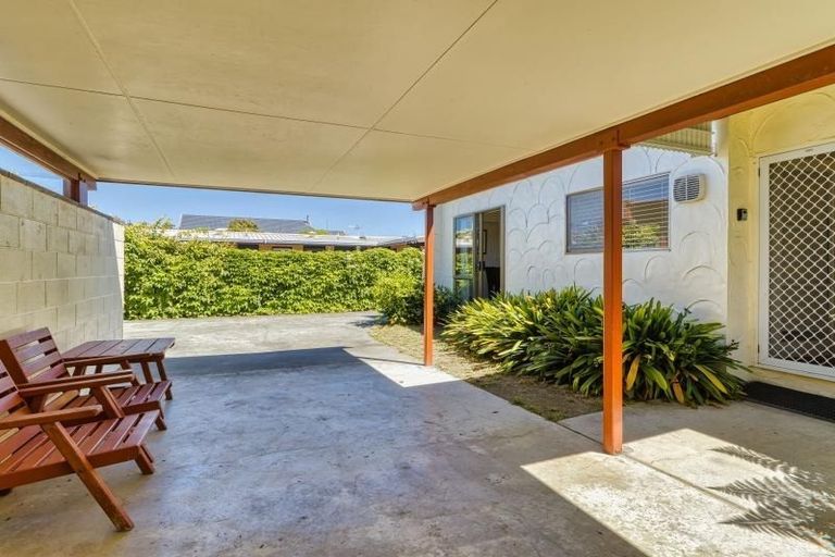 Photo of property in 26 Charles Street, Westshore, Napier, 4110