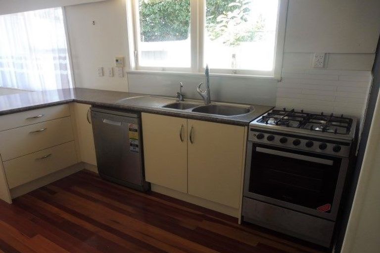 Photo of property in 19 Samuel Place, Queenwood, Hamilton, 3210