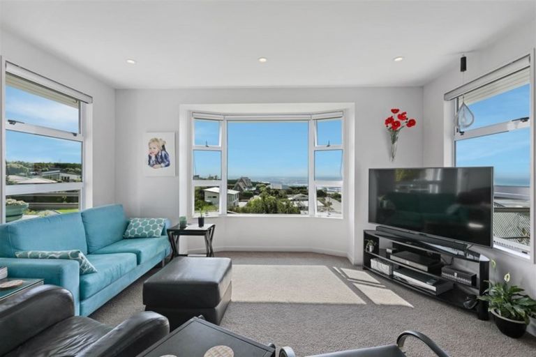 Photo of property in 1/5a Madeley Road, Mount Pleasant, Christchurch, 8081